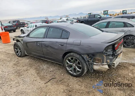 2015 Dodge Charger Sxt z USA, uszkodzony, nr VIN 2C3CDXHG1FH916495